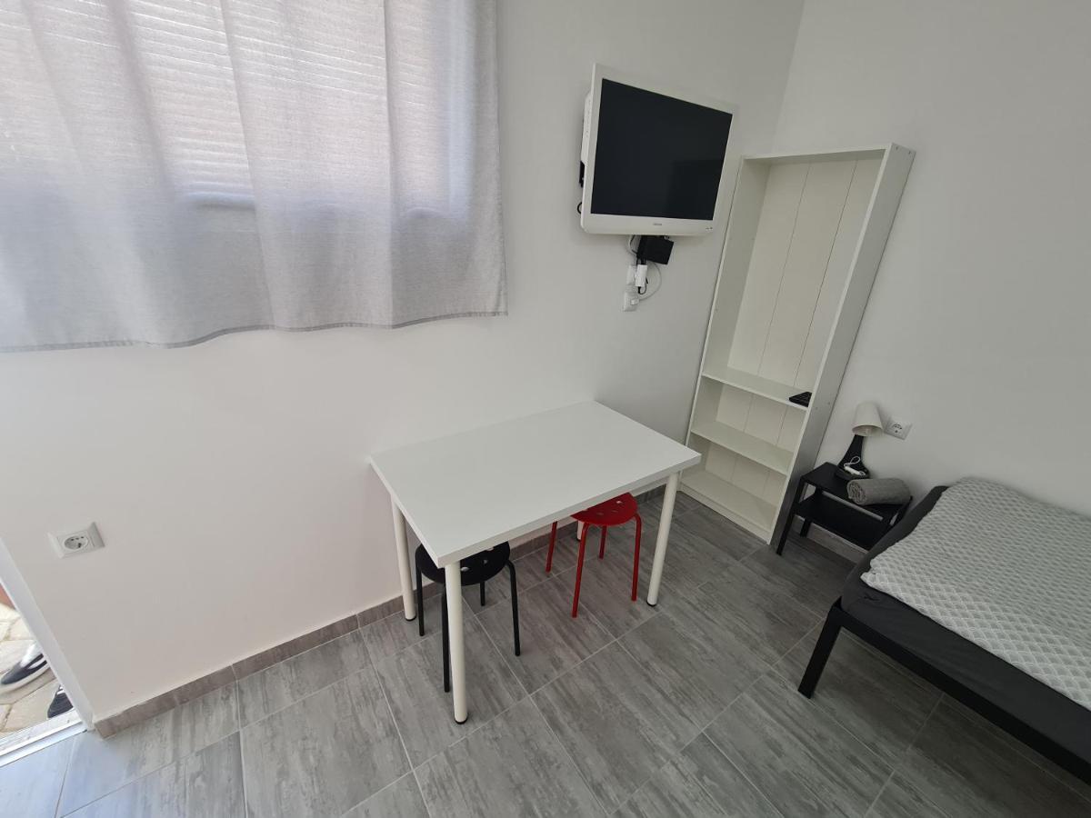 Budget Apartment Lelo Center1 Eszék Kültér fotó