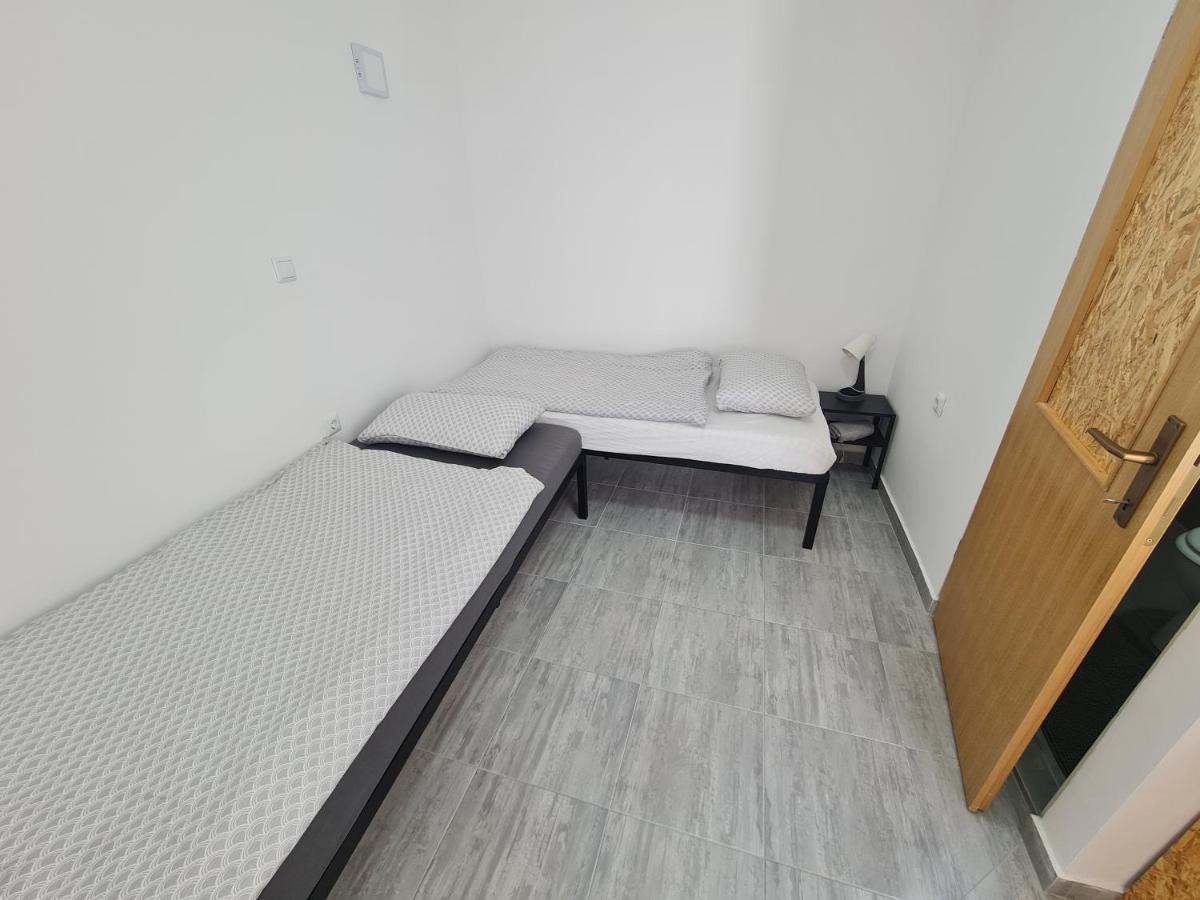 Budget Apartment Lelo Center1 Eszék Kültér fotó